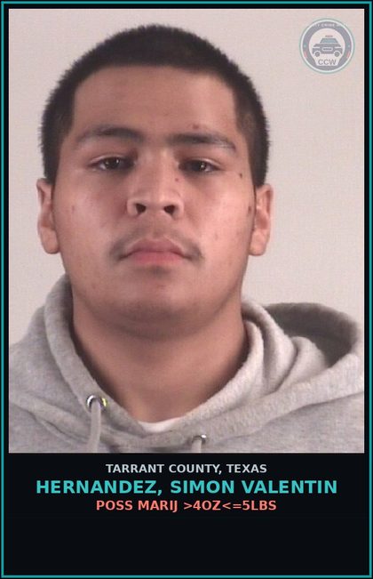 CCW arrest card for Hernandez, Simon Valentin in Tarrant County: POSS MARIJ >4OZ<=5LBS