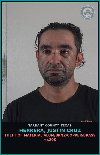 CCW arrest card for Herrera, Justin Cruz in Tarrant County: CRIMINAL TRESPASS