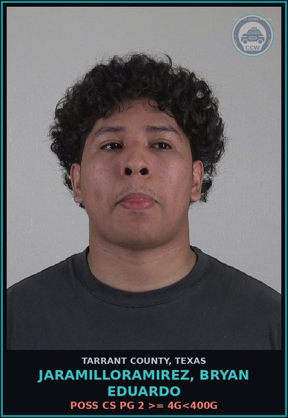 CCW arrest card for Jaramilloramirez, Bryan Eduardo in Tarrant County: POSS CS PG 2 >= 4G<400G