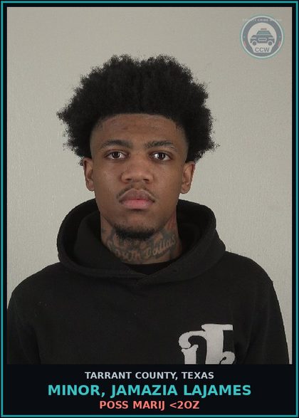 CCW arrest card for Minor, Jamazia Lajames in Tarrant County: FLEEING POLICE OFFICER