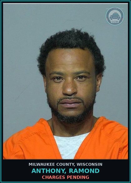 CCW arrest card for Anthony, Ramond in Milwaukee County: Charges Pending