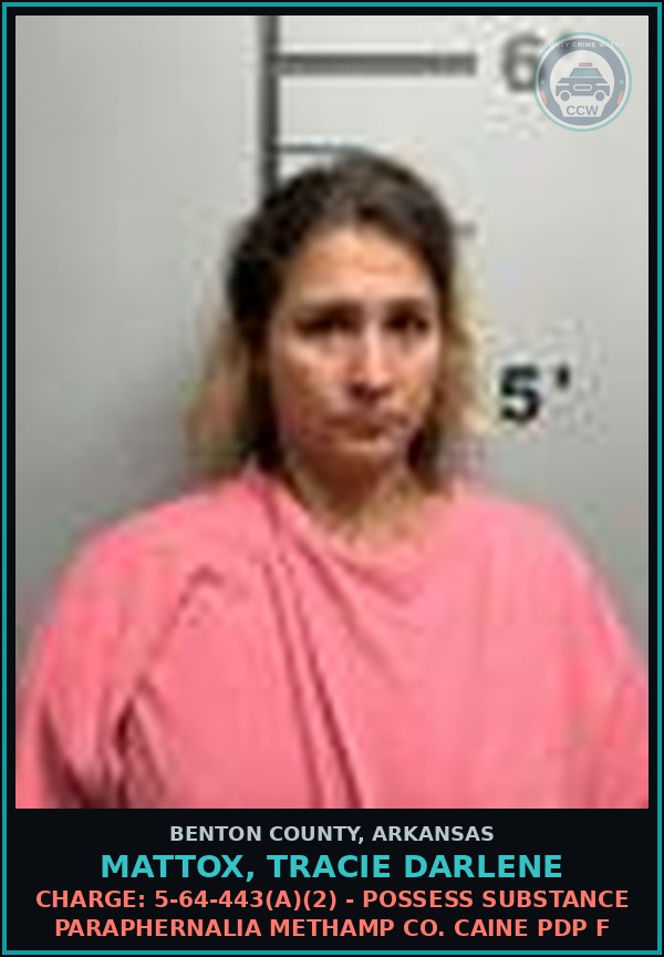 Booking mugshot of Mattox, Tracie Darlene in Benton County