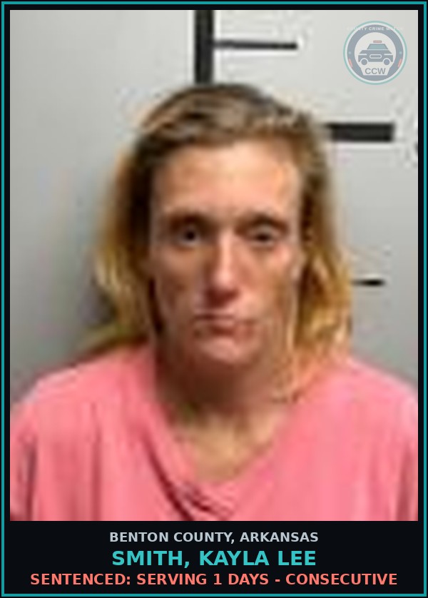 Booking mugshot of Smith, Kayla Lee in Benton County
