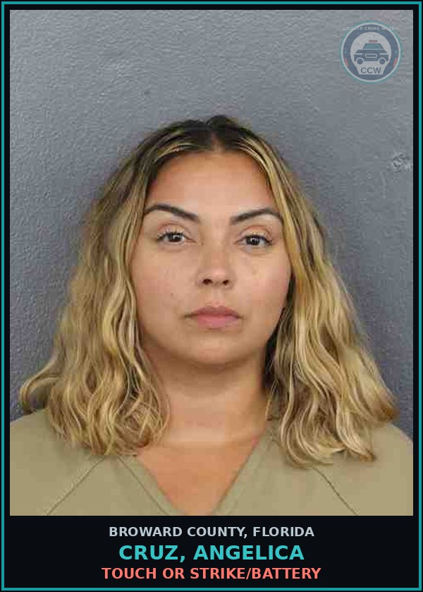 Booking mugshot of CRUZ, ANGELICA in Broward County