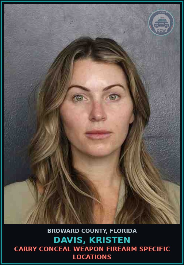 Booking mugshot of DAVIS, KRISTEN in Broward County