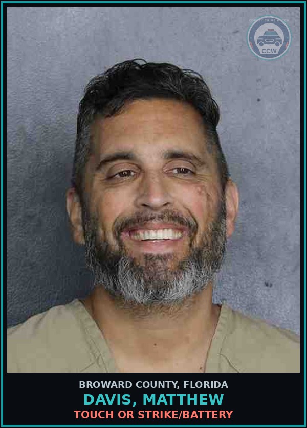 Booking mugshot of DAVIS, MATTHEW in Broward County
