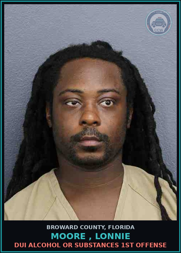 Booking mugshot of MOORE , LONNIE in Broward County