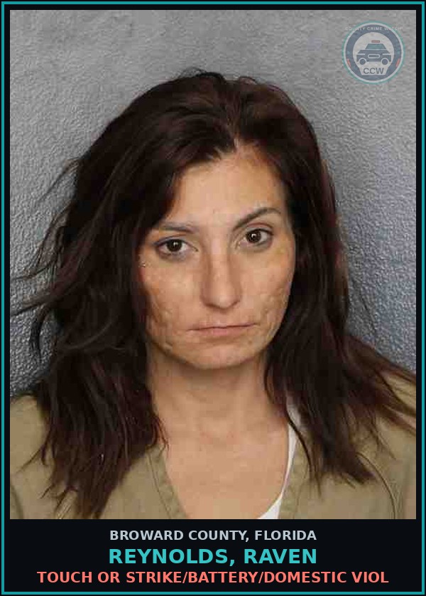 Booking mugshot of REYNOLDS, RAVEN in Broward County
