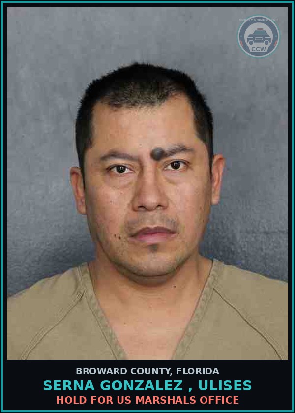 Booking mugshot of SERNA GONZALEZ , ULISES in Broward County