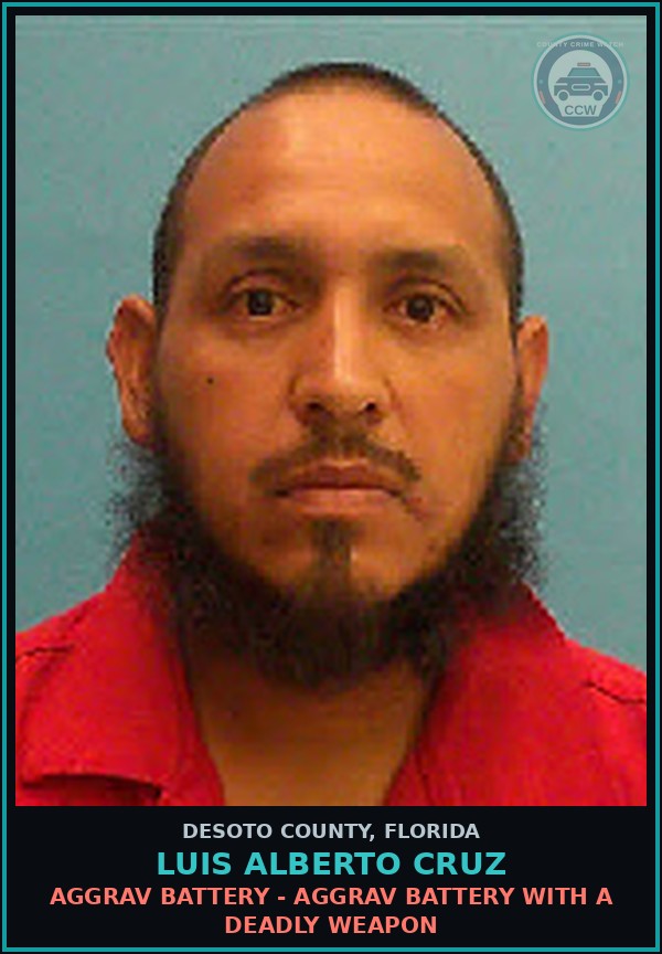 Booking mugshot of Luis Alberto Cruz in DeSoto County