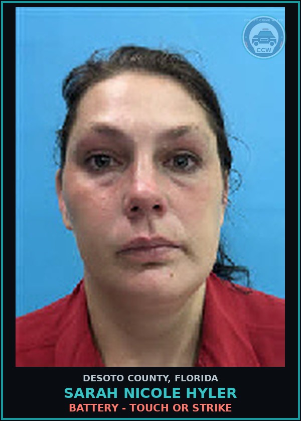 Booking mugshot of Sarah Nicole Hyler in DeSoto County