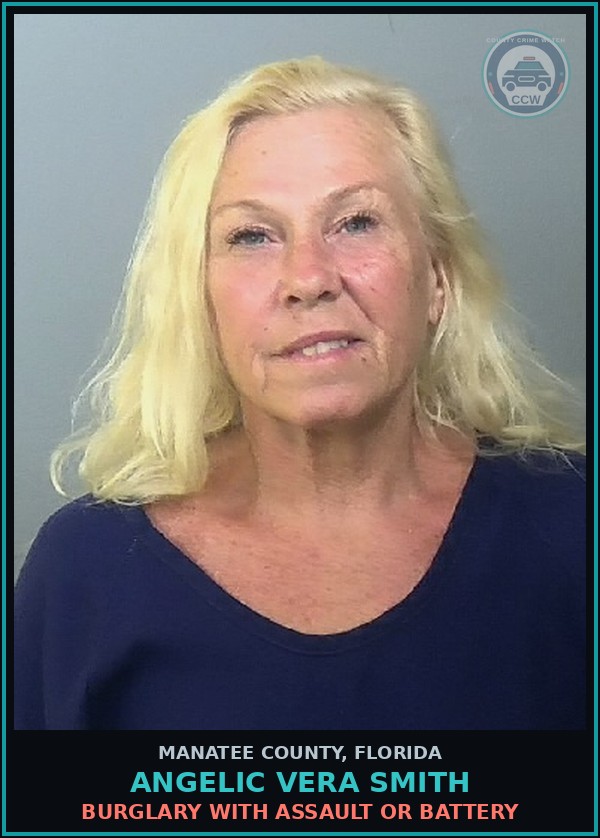 Booking mugshot of ANGELIC VERA SMITH in Manatee County