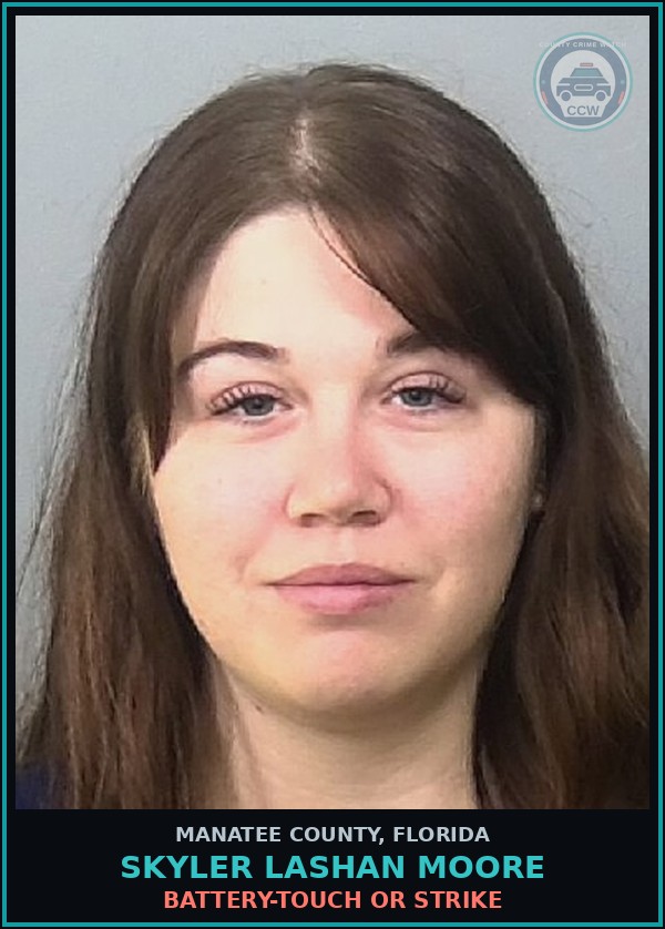 Booking mugshot of SKYLER LASHAN MOORE in Manatee County