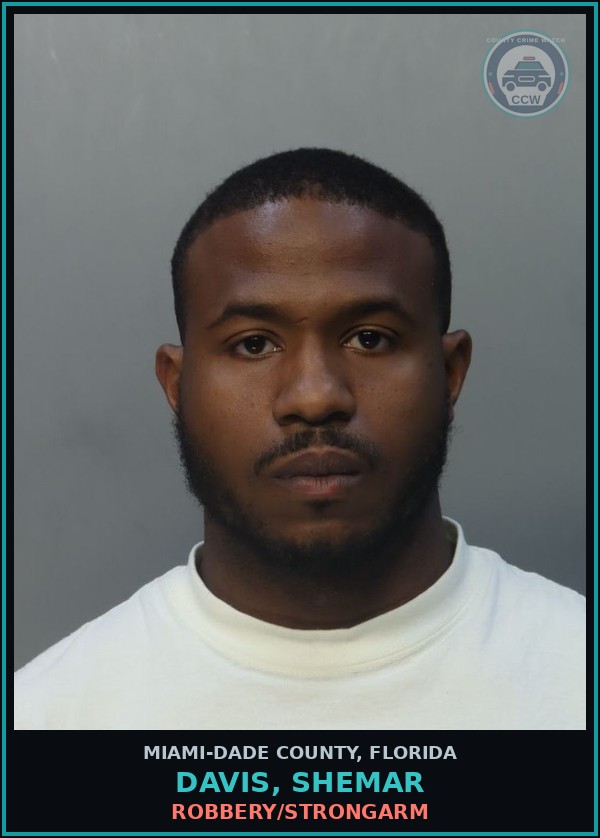 Booking mugshot of DAVIS, SHEMAR in Miami-Dade County