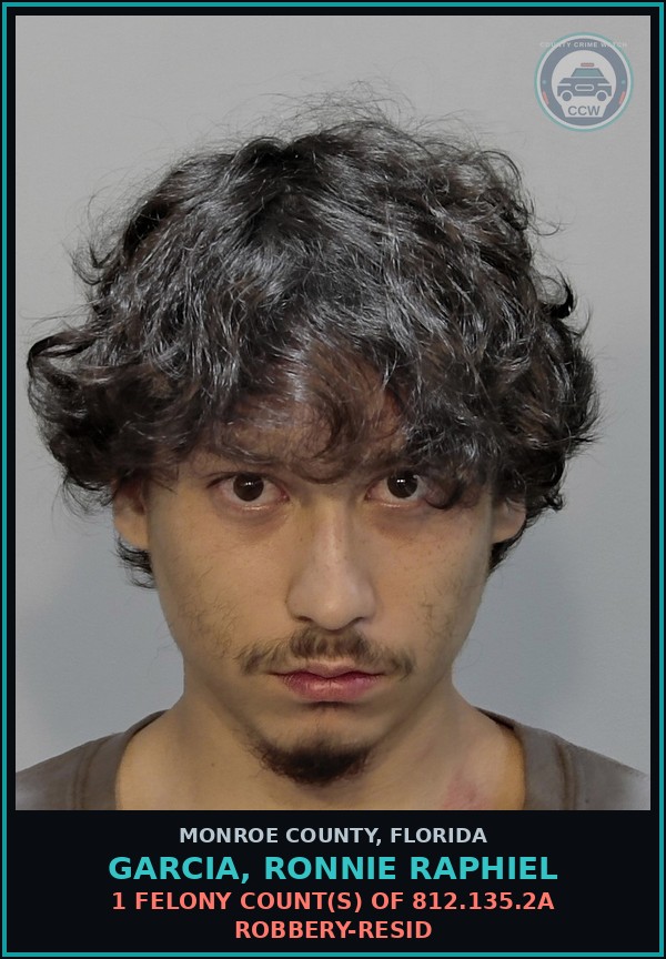 Booking mugshot of GARCIA, RONNIE RAPHIEL in Monroe County