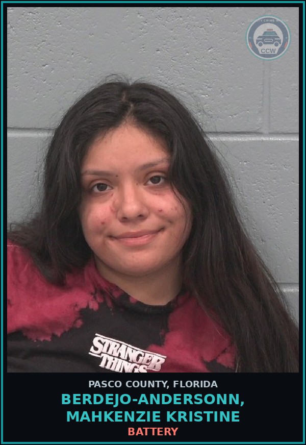 Booking mugshot of BERDEJO-ANDERSONN, MAHKENZIE KRISTINE in Pasco County