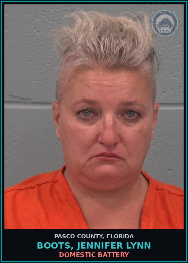 Booking mugshot of BOOTS, JENNIFER LYNN in Pasco County