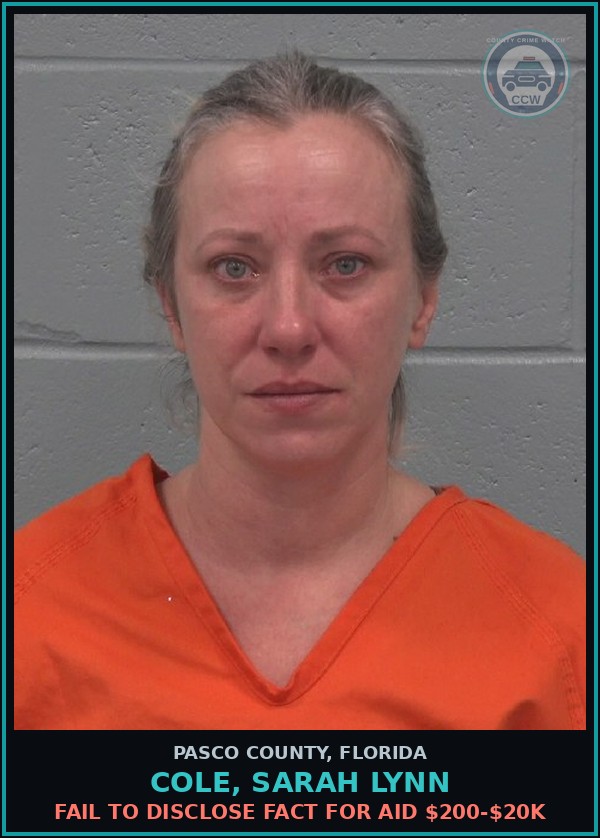 Booking mugshot of COLE, SARAH LYNN in Pasco County