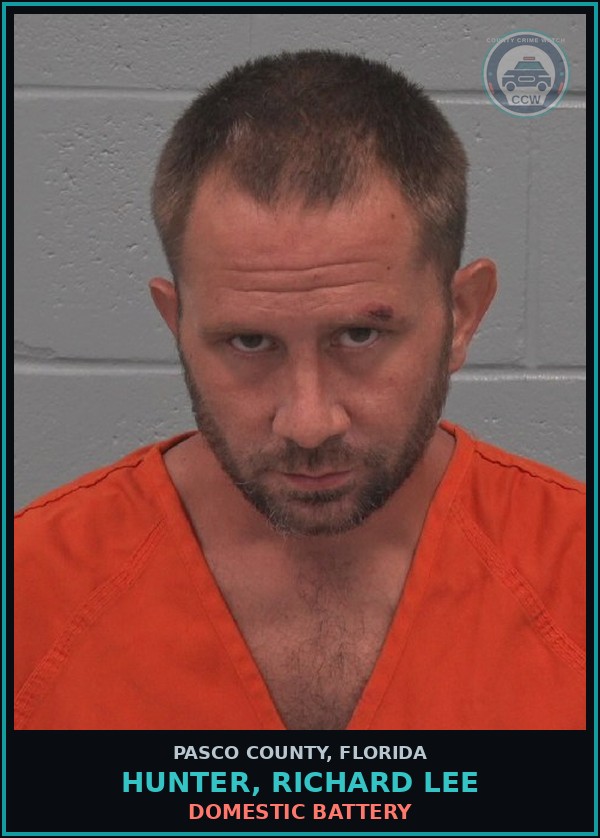 Booking mugshot of HUNTER, RICHARD LEE in Pasco County