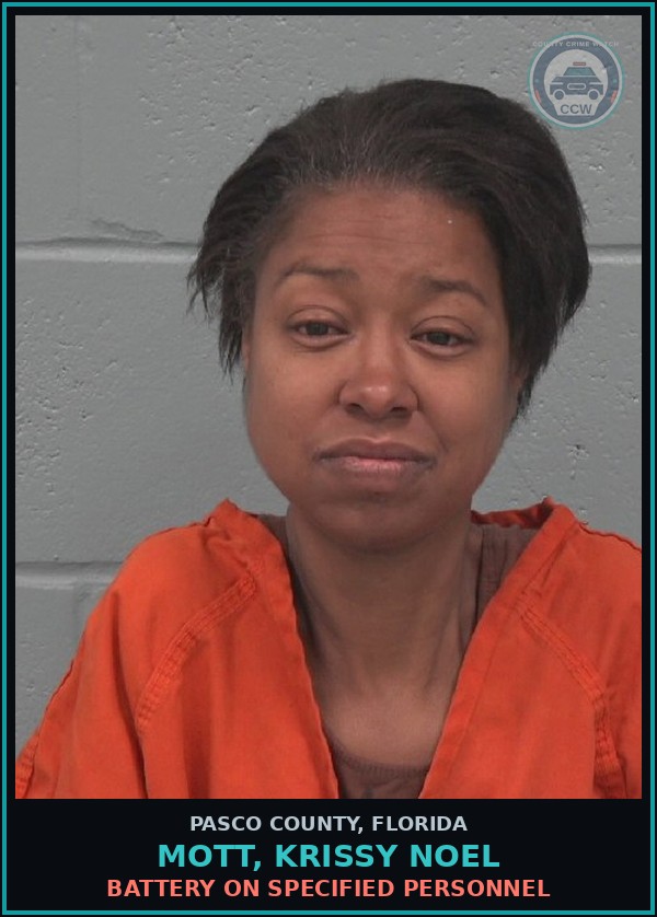 Booking mugshot of MOTT, KRISSY NOEL in Pasco County