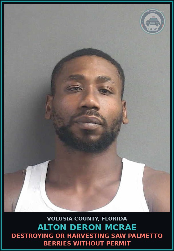 Booking mugshot of ALTON DERON MCRAE in Volusia County