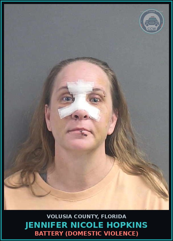 Booking mugshot of JENNIFER NICOLE HOPKINS in Volusia County
