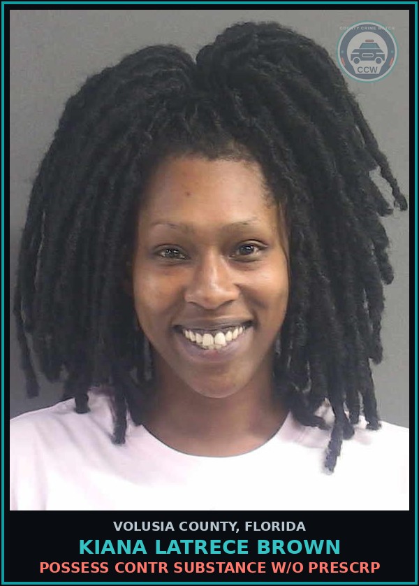 Booking mugshot of KIANA LATRECE BROWN in Volusia County
