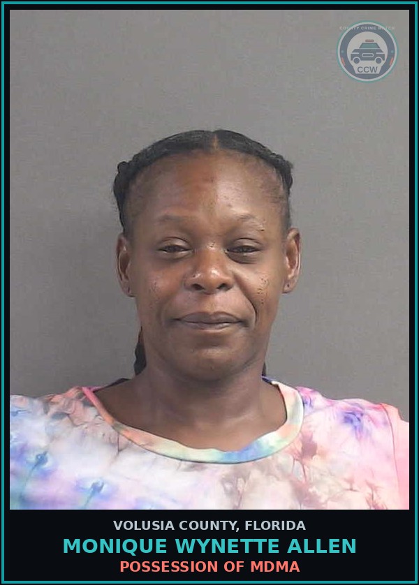 Booking mugshot of MONIQUE WYNETTE ALLEN in Volusia County