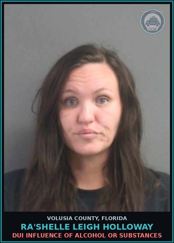 Booking mugshot of RA'SHELLE LEIGH HOLLOWAY in Volusia County