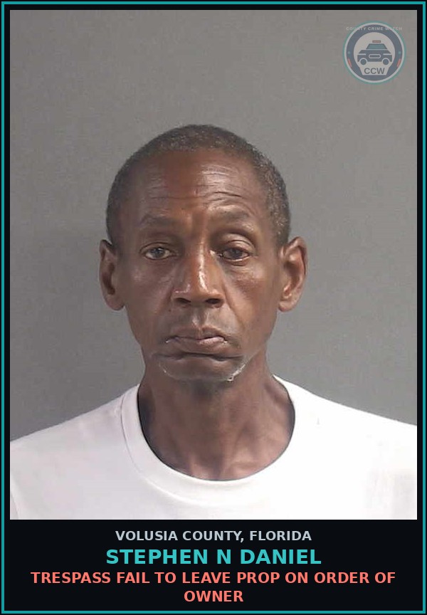 Booking mugshot of STEPHEN N DANIEL in Volusia County