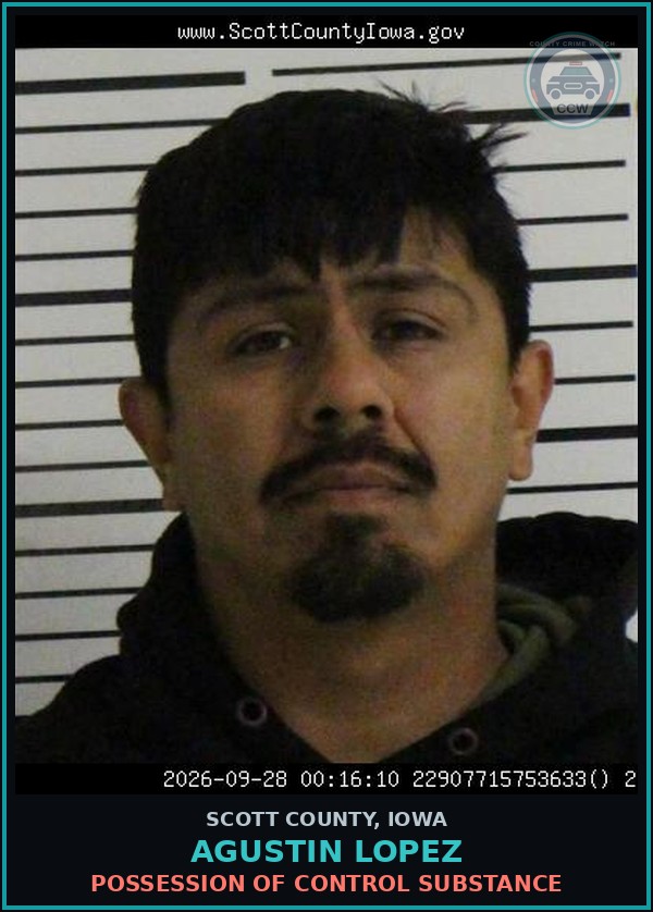 Booking mugshot of Agustin Lopez in Scott County