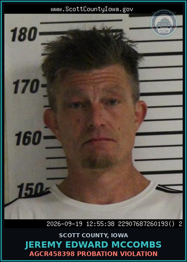 Booking mugshot of Jeremy Edward Mccombs in Scott County