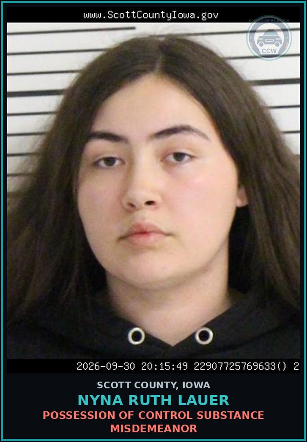 Booking mugshot of Nyna Ruth Lauer in Scott County