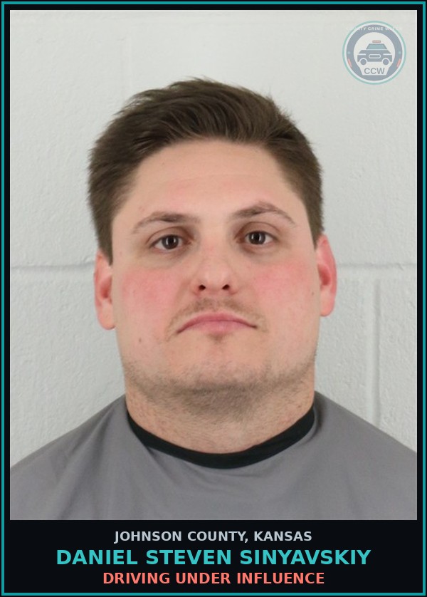 Booking mugshot of DANIEL STEVEN SINYAVSKIY in Johnson County