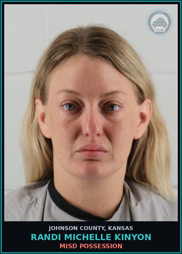 Booking mugshot of RANDI MICHELLE KINYON in Johnson County
