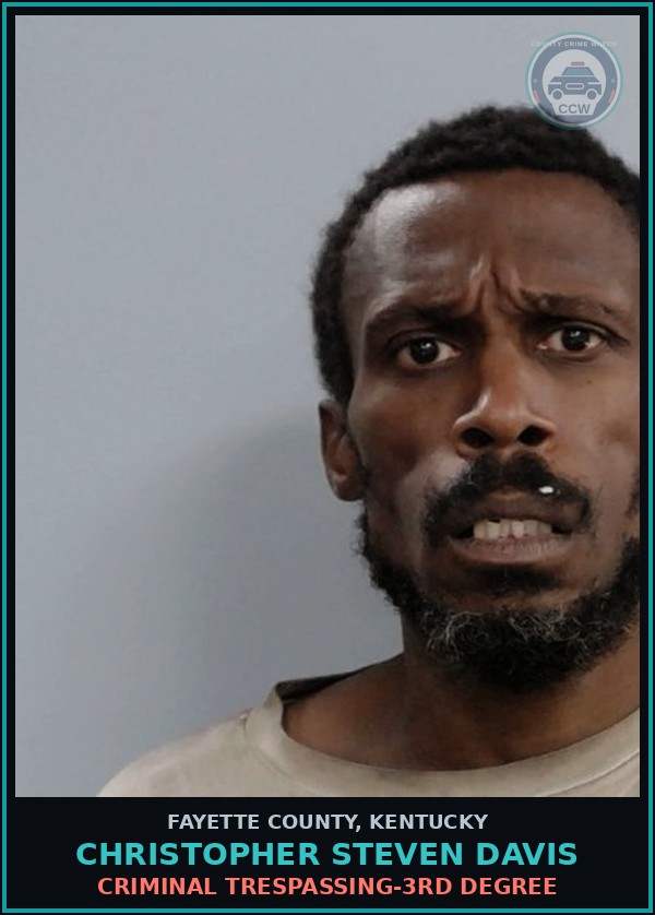 Booking mugshot of CHRISTOPHER STEVEN DAVIS in Fayette County