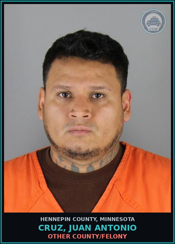 Booking mugshot of CRUZ, JUAN ANTONIO in Hennepin County