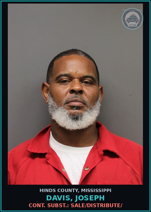 Booking mugshot of Davis, Joseph in Hinds County