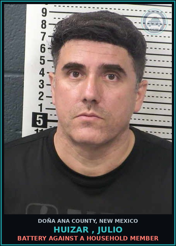 Booking mugshot of Huizar , Julio in Doña Ana County