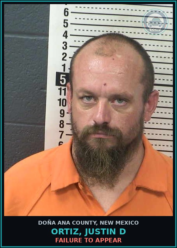 Booking mugshot of Ortiz, Justin D in Doña Ana County