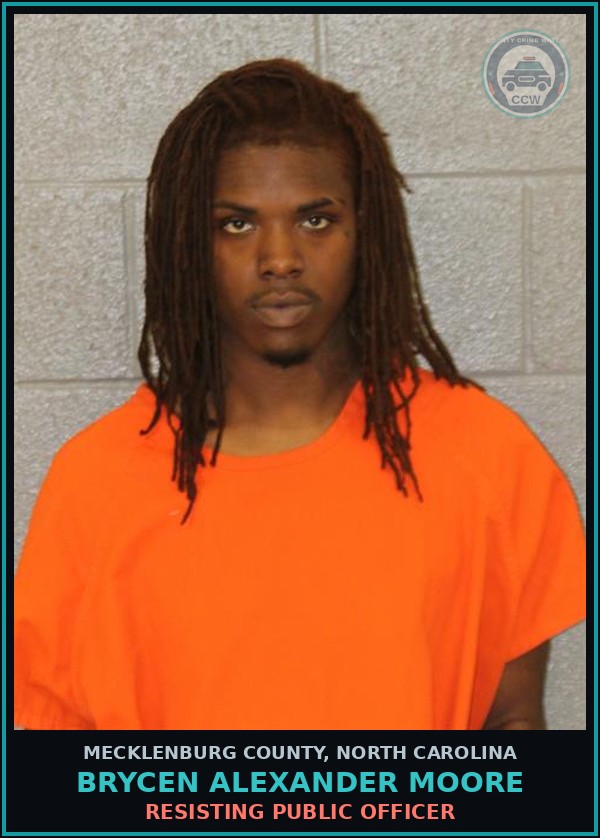 Booking mugshot of BRYCEN ALEXANDER MOORE in Mecklenburg County