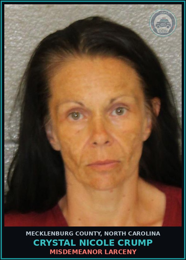 Booking mugshot of CRYSTAL NICOLE CRUMP in Mecklenburg County