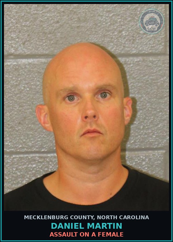 Booking mugshot of DANIEL MARTIN in Mecklenburg County
