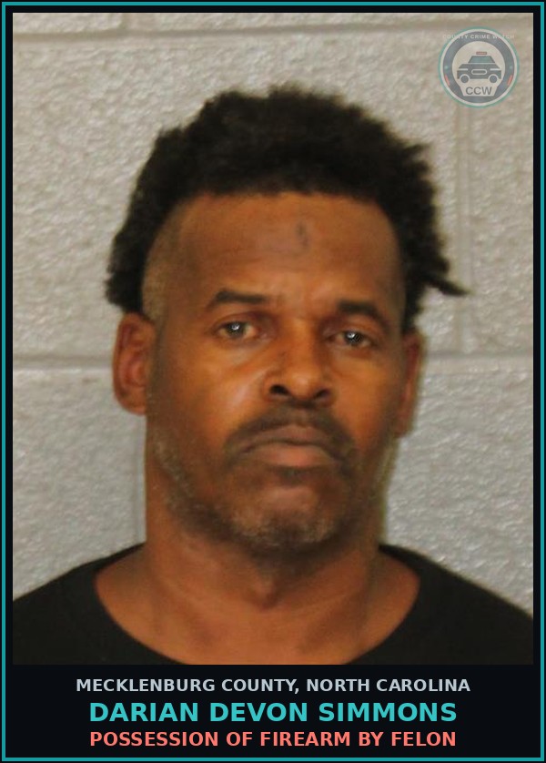Booking mugshot of DARIAN DEVON SIMMONS in Mecklenburg County