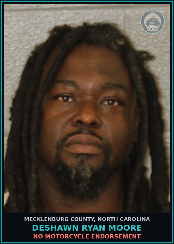 Booking mugshot of DESHAWN RYAN MOORE in Mecklenburg County