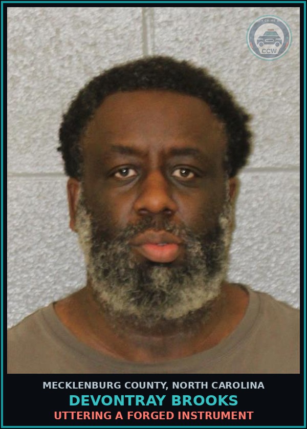 Booking mugshot of DEVONTRAY BROOKS in Mecklenburg County