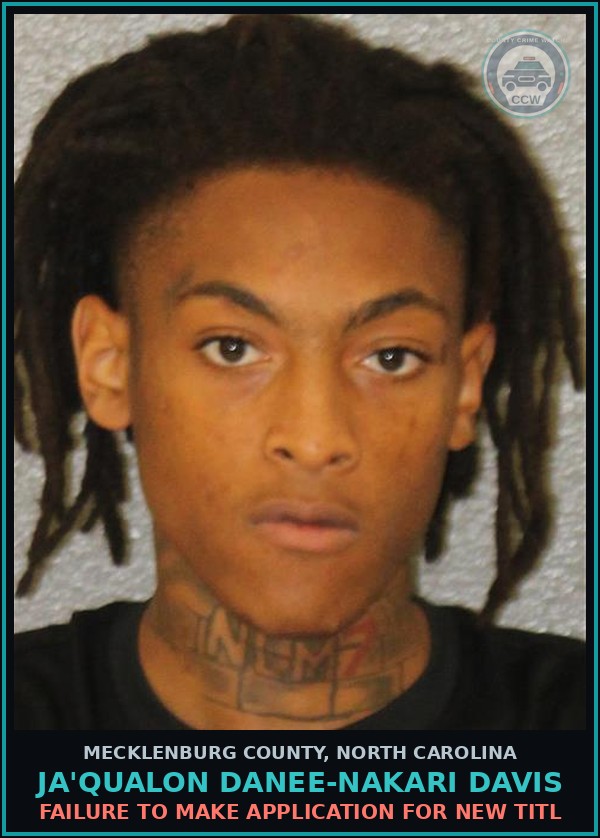 Booking mugshot of JA'QUALON DANEE-NAKARI DAVIS in Mecklenburg County
