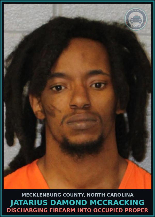 Booking mugshot of JATARIUS DAMOND MCCRACKING in Mecklenburg County