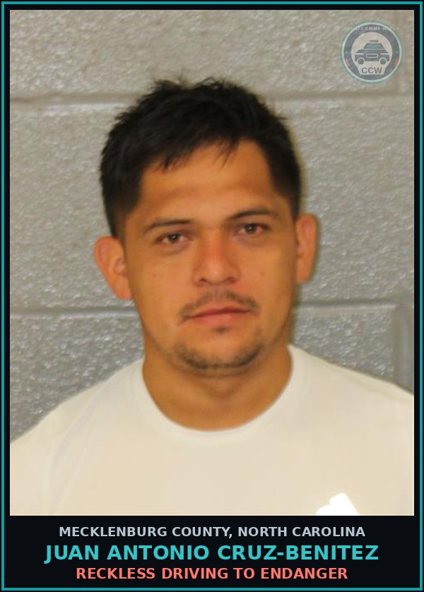 Booking mugshot of JUAN ANTONIO CRUZ-BENITEZ in Mecklenburg County