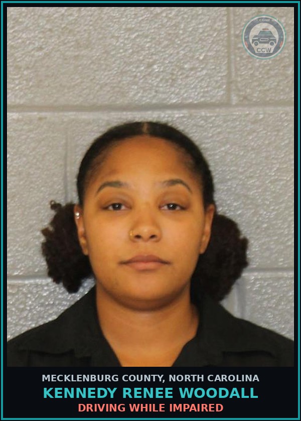 Booking mugshot of KENNEDY RENEE WOODALL in Mecklenburg County
